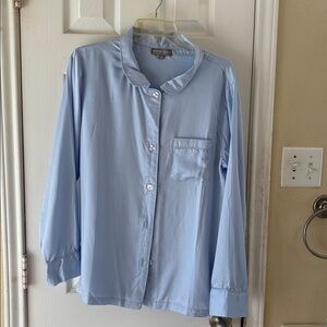 Annie Selke Pine Cone Hill light blue pajama top. NWOT
